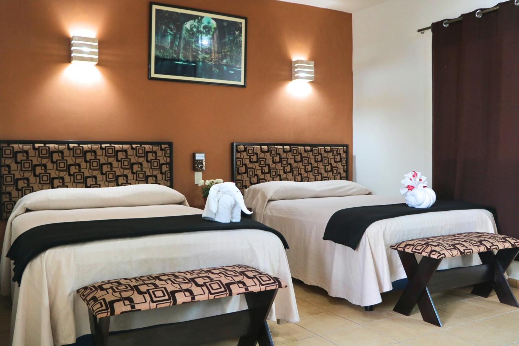 Hotel Casa Pellegrin Мерида Экстерьер фото